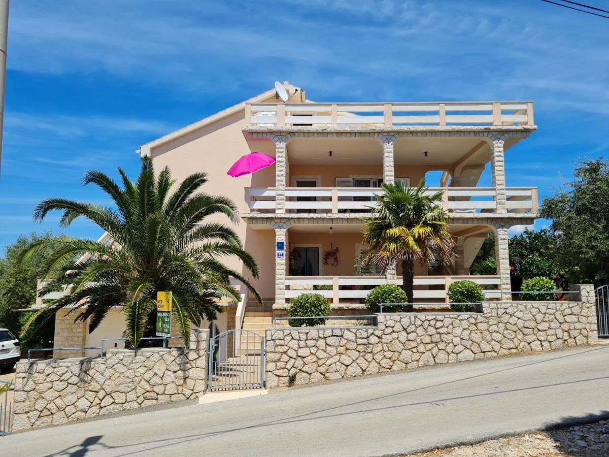 Apartments With A Parking Space Lun, Pag - 4062 Lun  Kültér fotó